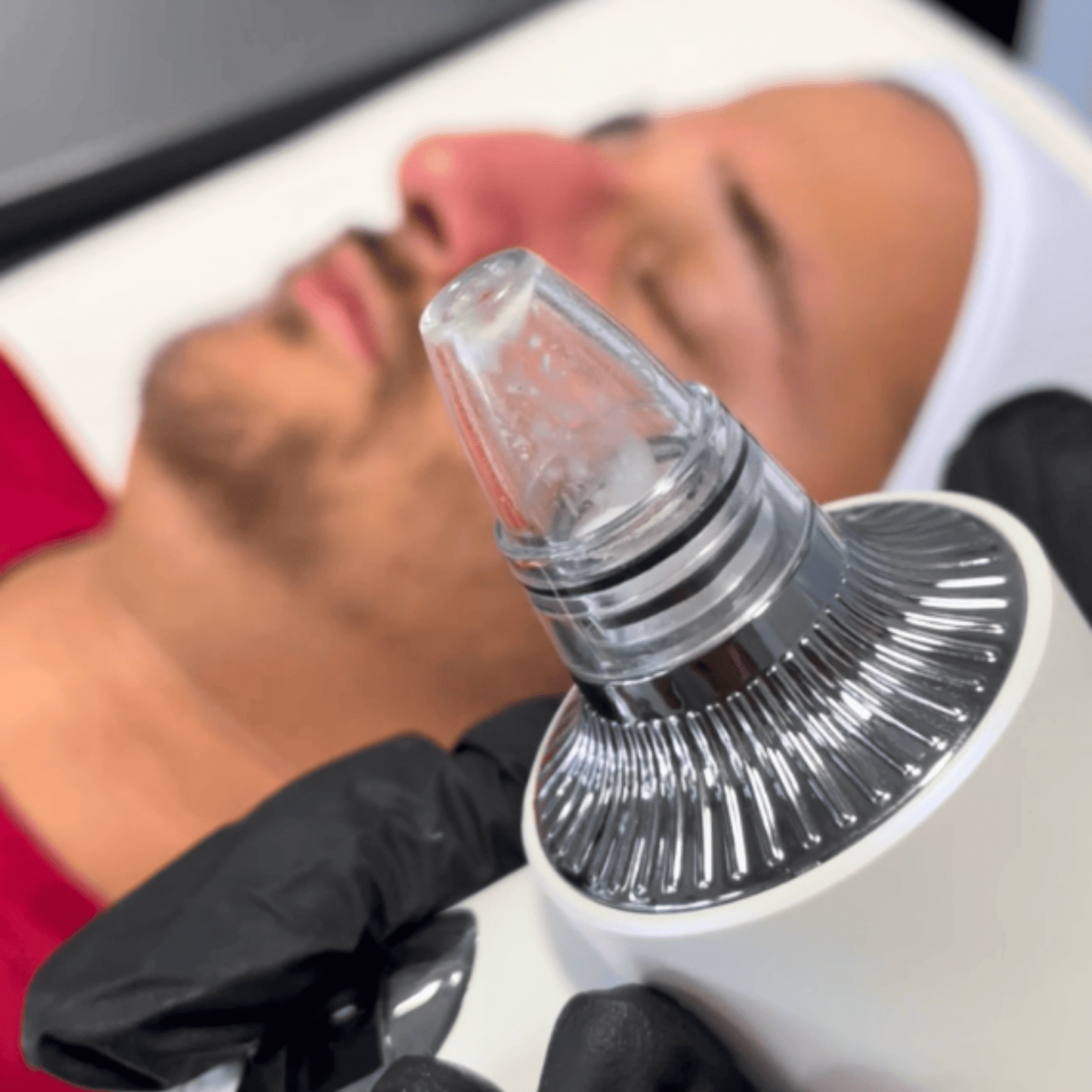 Alora Vacuum Extraction with LED