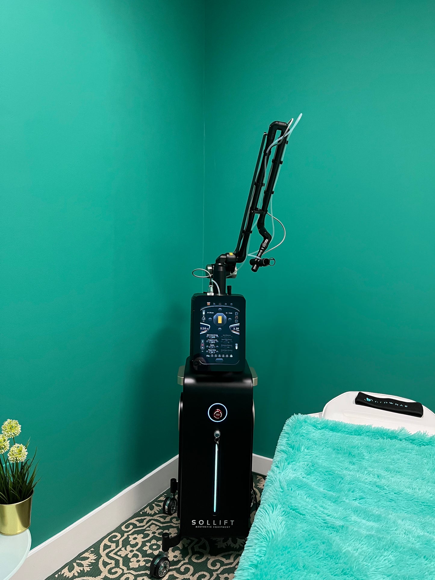 Silk Lotus CO2 Laser