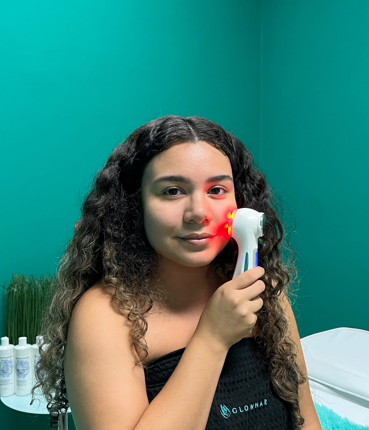 Karly Advanced Radiofrequency and EMS Device